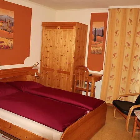 Eifeler Hof فندق Manderfeld
